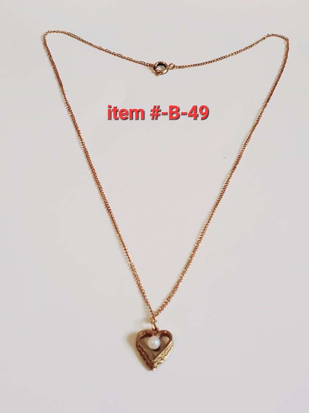 1 Gold Chain Necklace with Pendant, item #-B-49,. wt . 3 grams.